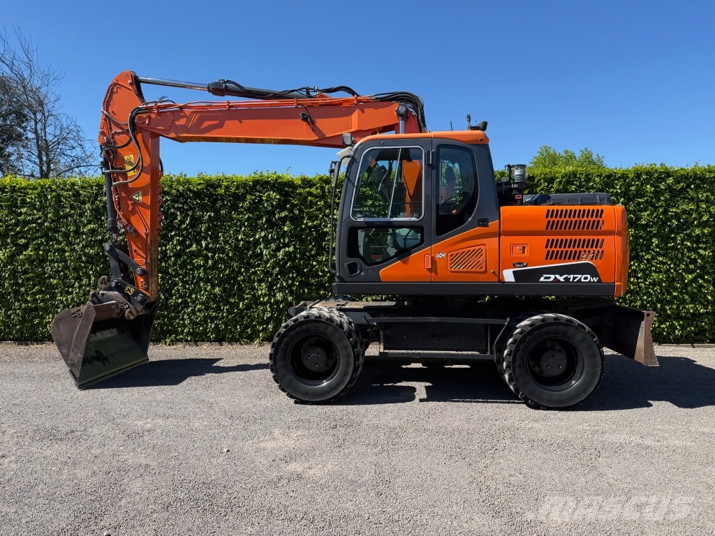 Doosan DX 170 W Wielgraafmachines