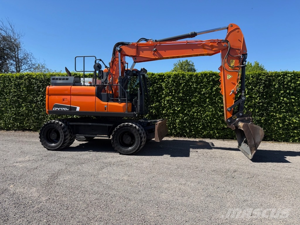 Doosan DX 170 W Wielgraafmachines