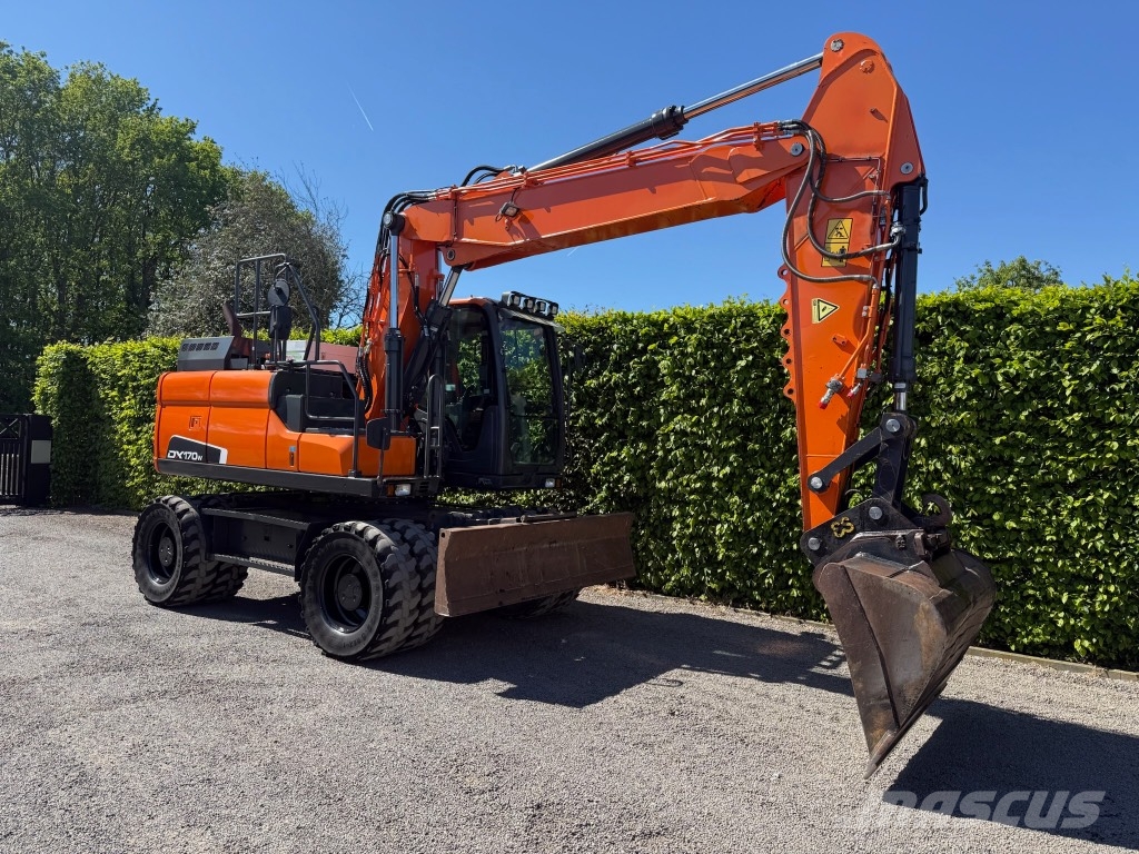 Doosan DX 170 W Wielgraafmachines