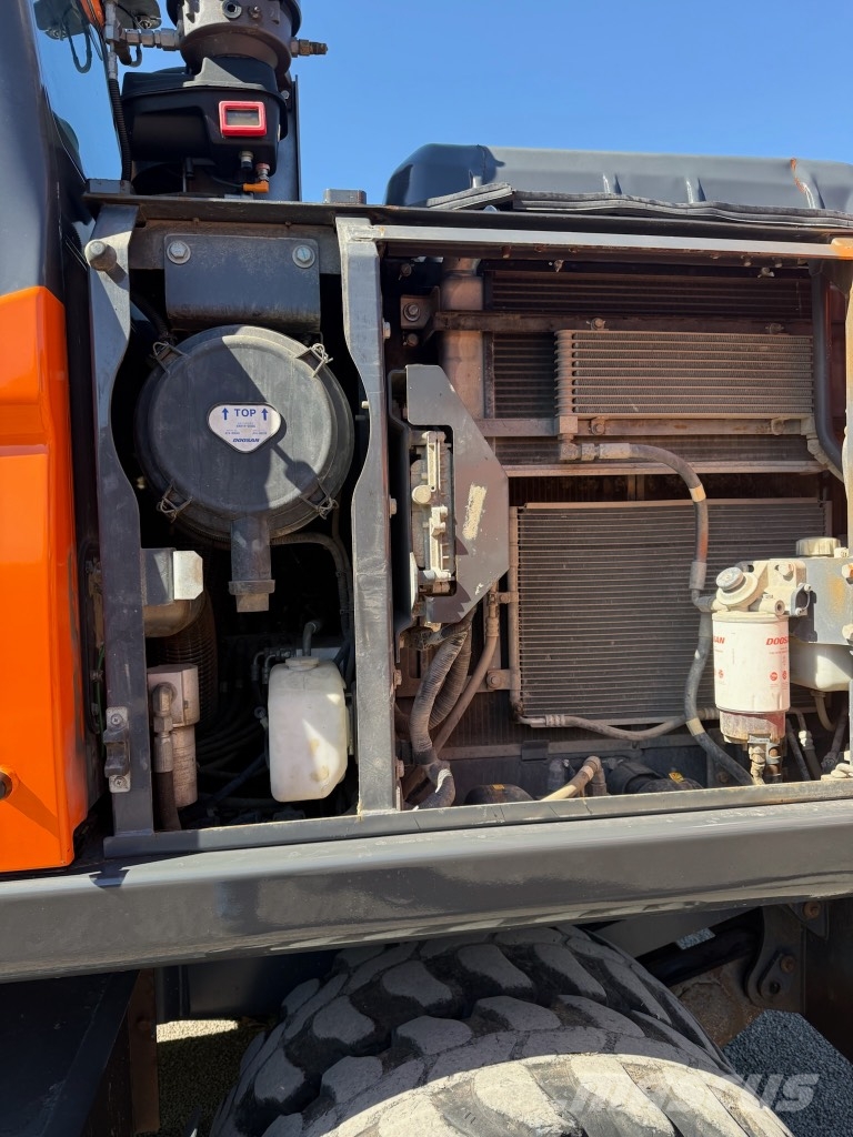 Doosan DX 170 W Wielgraafmachines