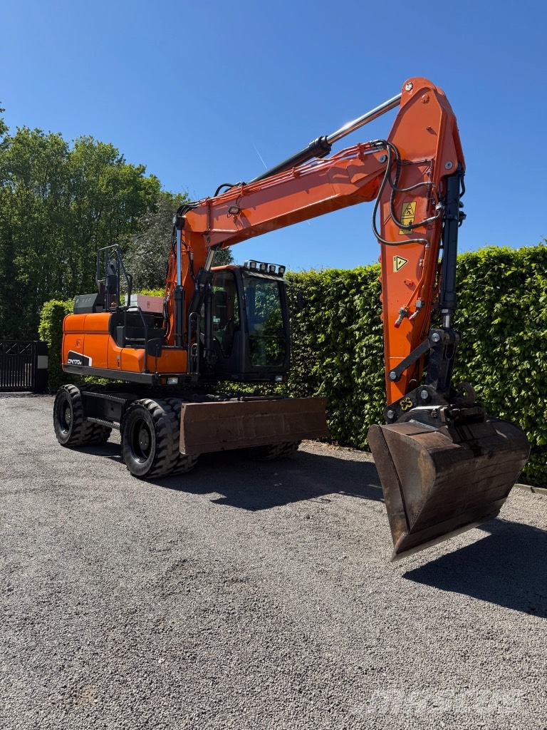 Doosan DX 170 W Wielgraafmachines