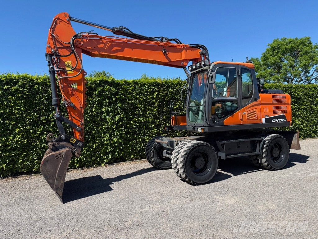 Doosan DX 170 W Wielgraafmachines