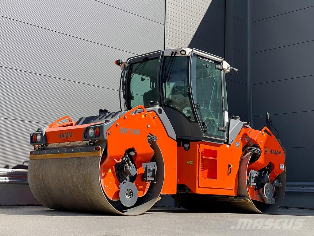 Hamm HD 140 VV مداحل ثنائية الاسطوانة