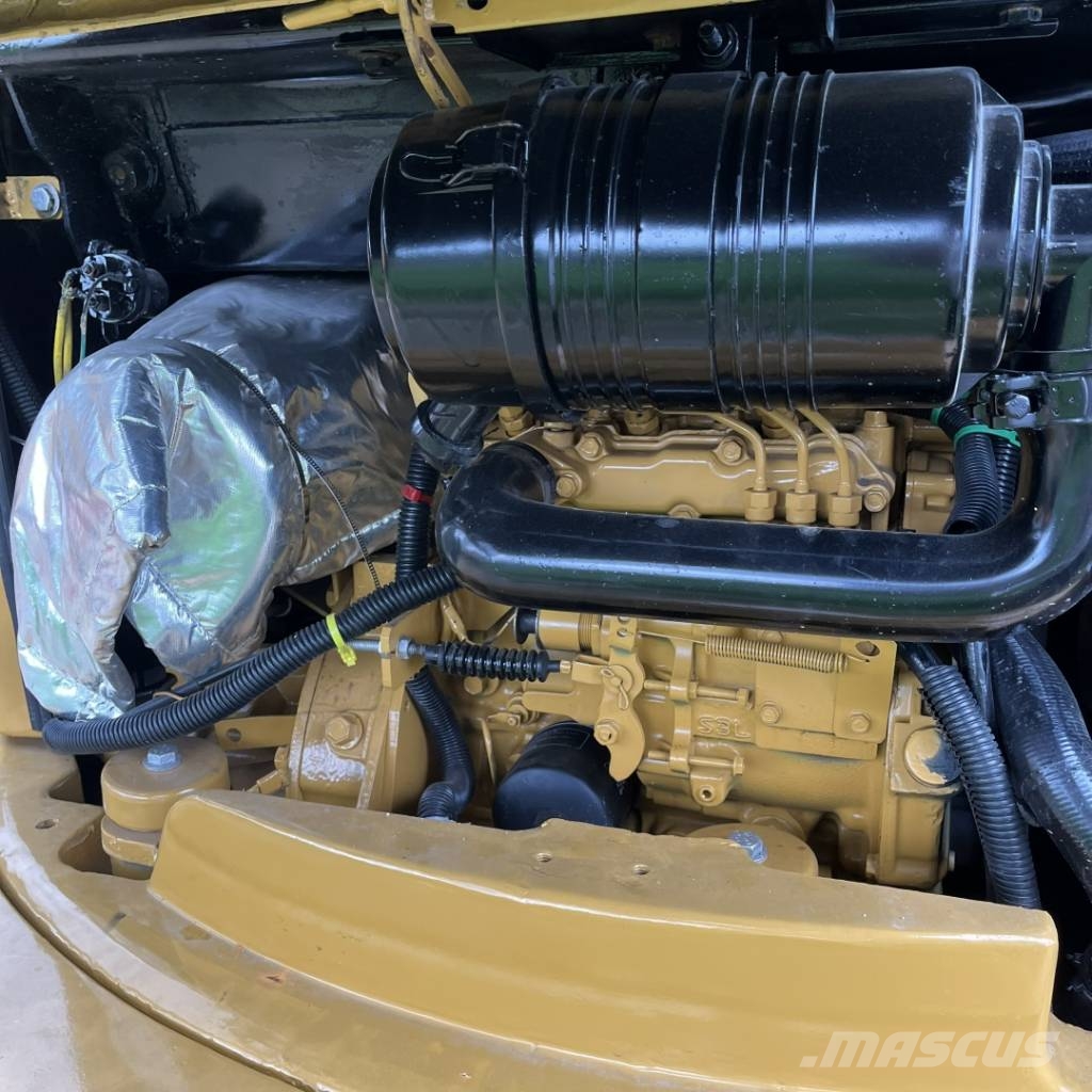 CAT 305.5 履带挖掘机