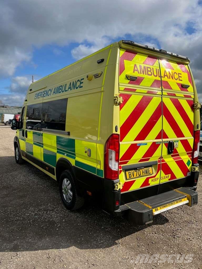 Fiat Ducato A&E Fiat Ducato A&E Ambulance with Stryker Ambulanssit