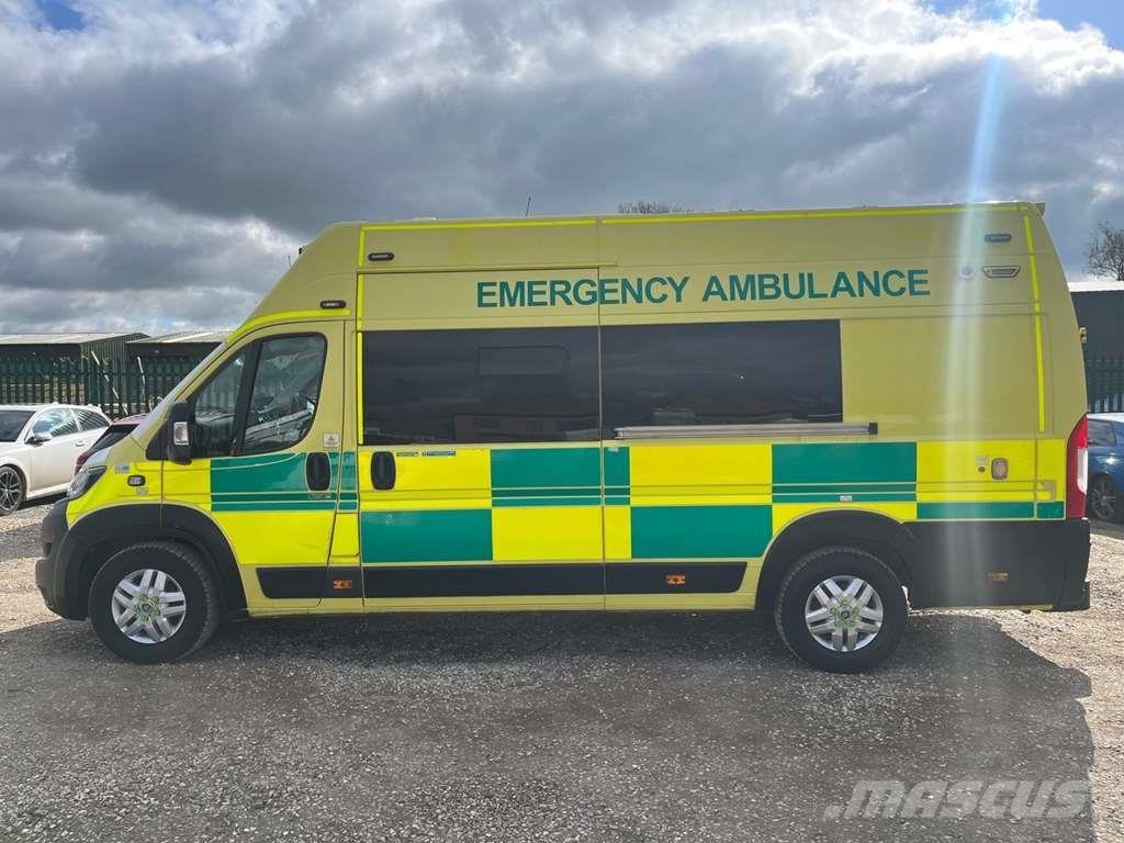 Fiat Ducato A&E Fiat Ducato A&E Ambulance with Stryker Ambulanssit