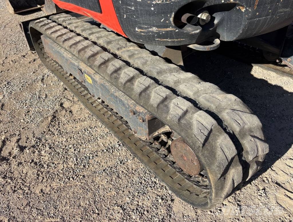 Kubota U 27-4 حفارات صغيرة أقل من 7 طن (حفارات صغيرة)