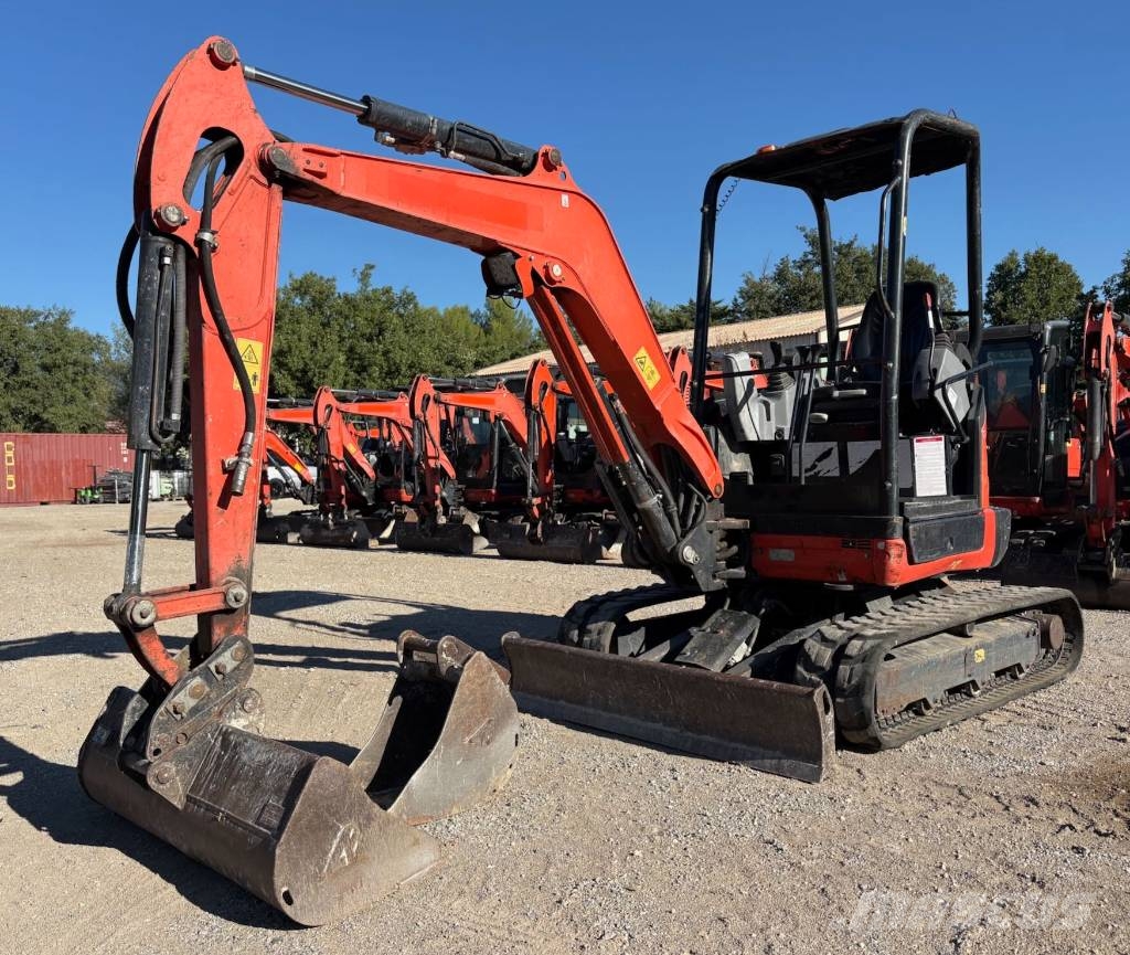 Kubota U 27-4 حفارات صغيرة أقل من 7 طن (حفارات صغيرة)