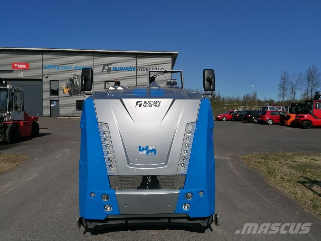 WM Mammoth jäänhoitokone ice resurfacer 路面维护设备-其他