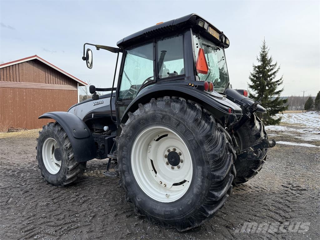 Valtra T160 拖拉机/农用车