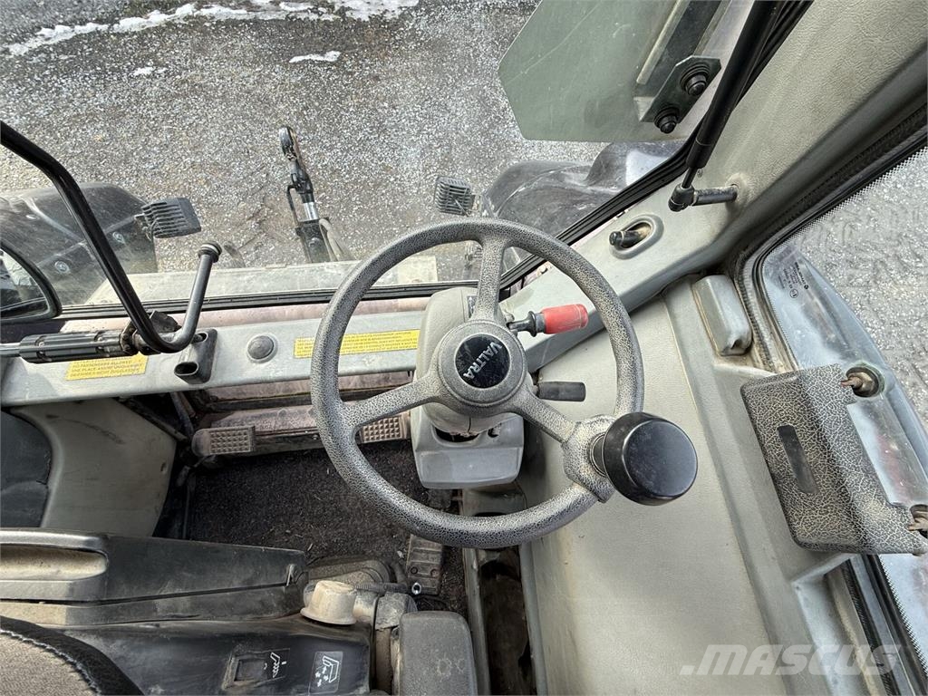 Valtra T160 拖拉机/农用车