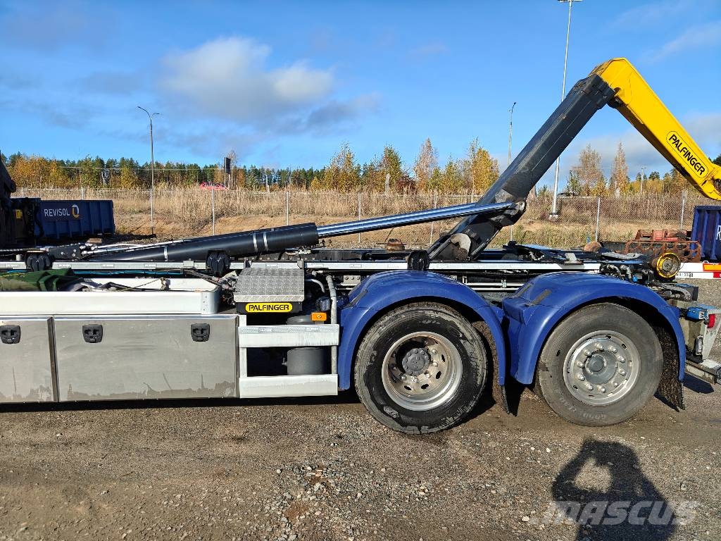 DAF XD 450 FAN Kamioni sa kranom