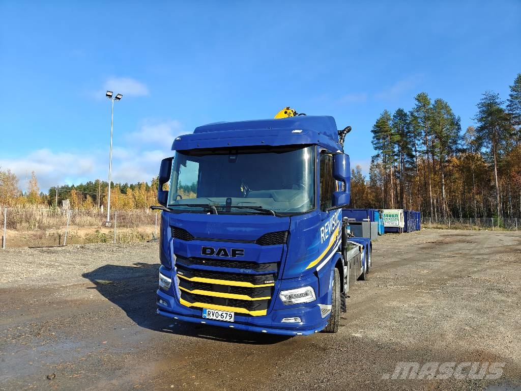 DAF XD 450 FAN Kamioni sa kranom
