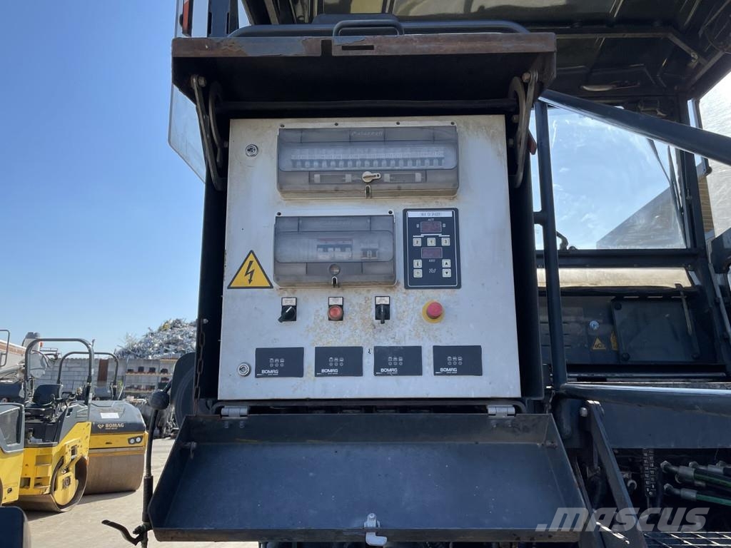 Bomag BF 700 C-2 Asfaltsläggningsmaskiner