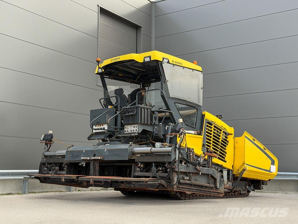 Bomag BF 700 C-2 Strassenfertiger