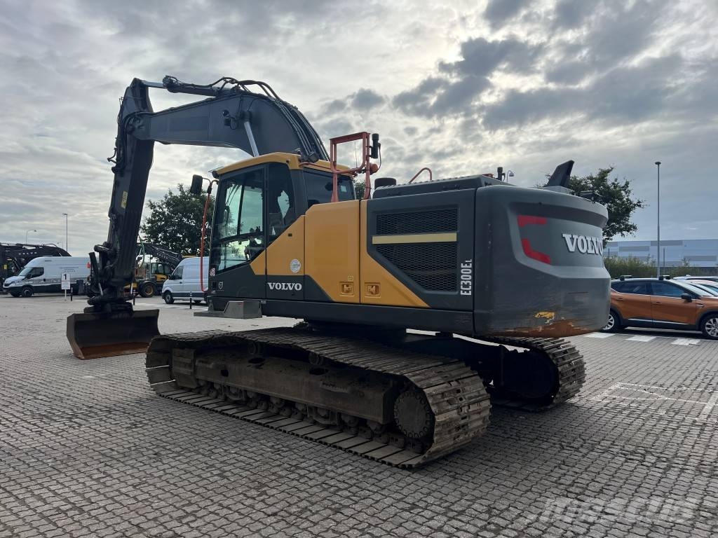 Volvo EC300EL Kāpurķēžu ekskavatori
