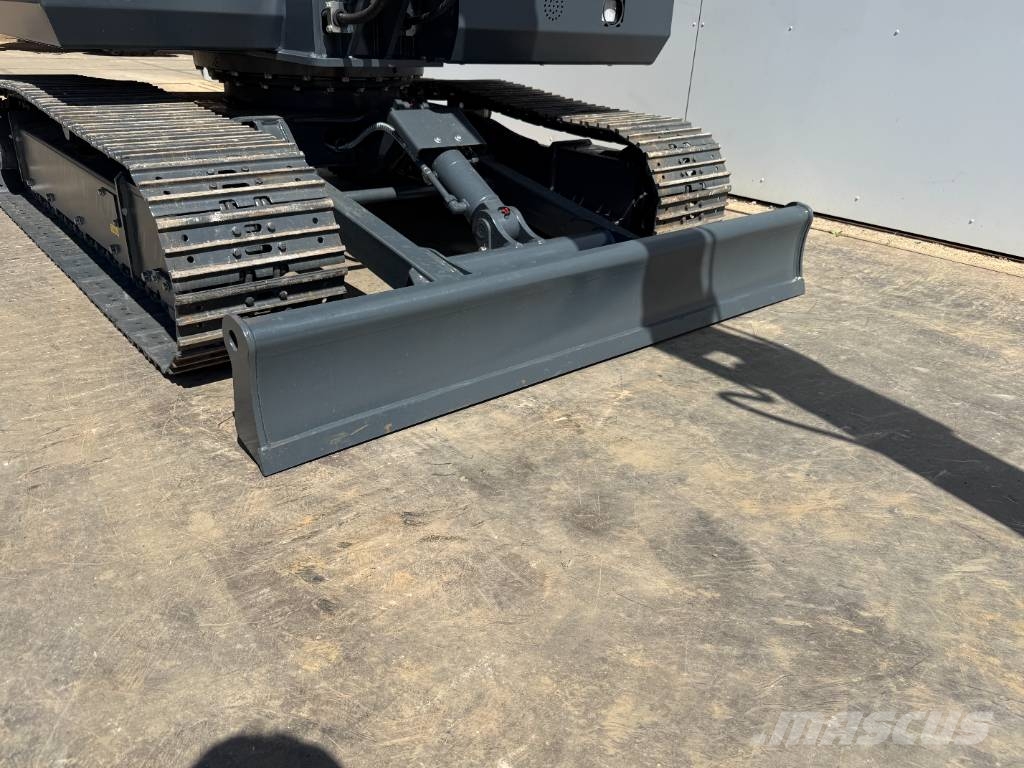 Hyundai HX60 G - BRAND NEW / Hammer Lines / Blade Miniexcavadoras