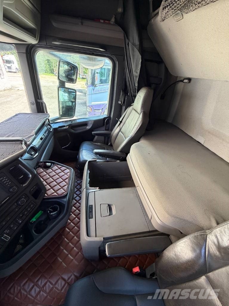 Scania R 520 Transporte de madera