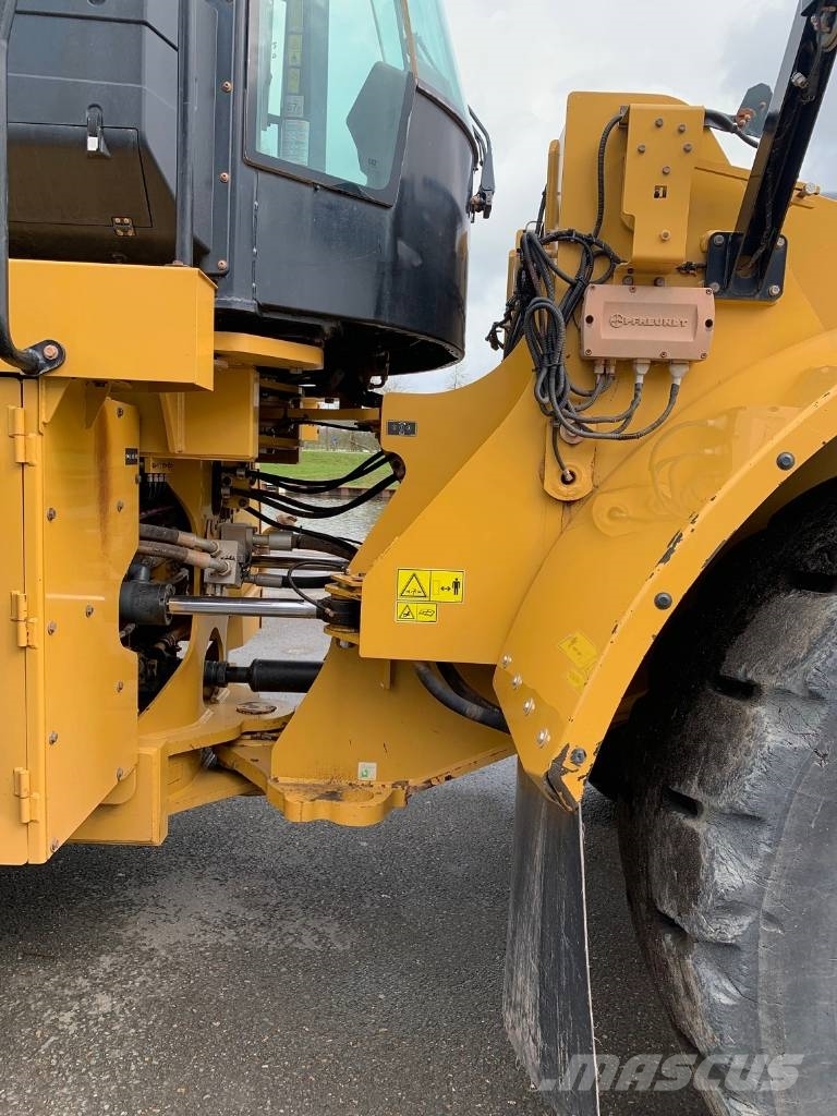 CAT 966 M 轮式装载机