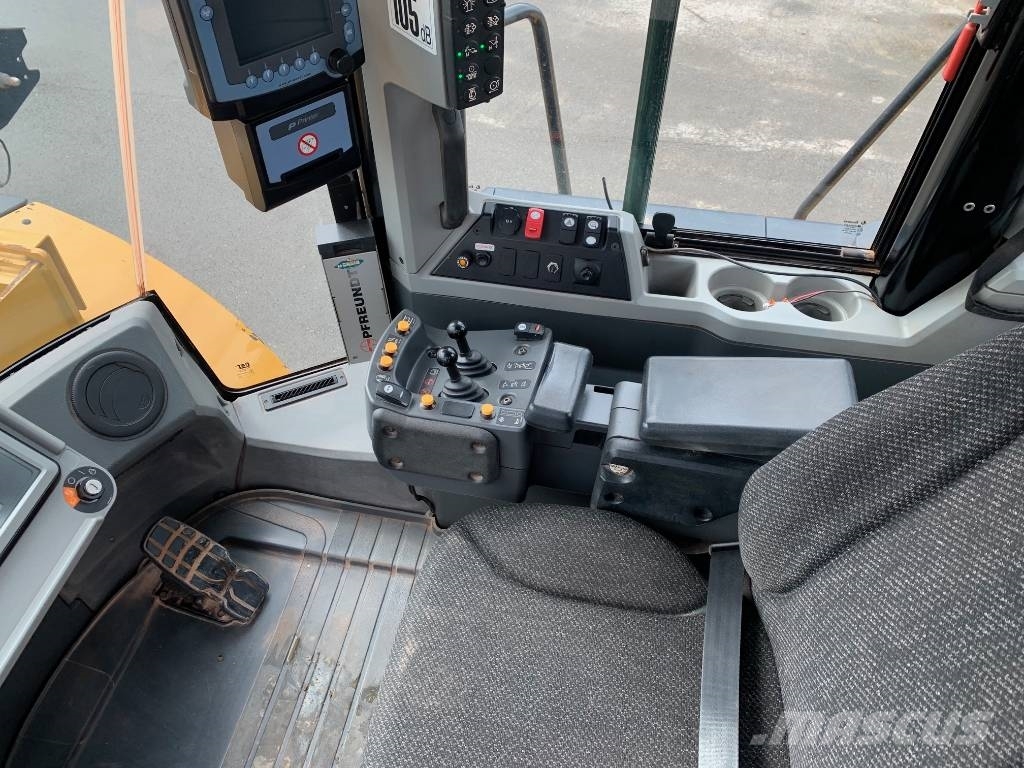 CAT 966 M 轮式装载机