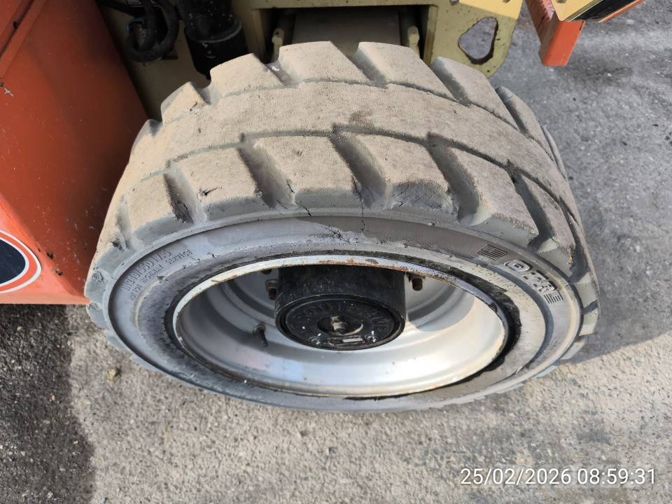 JLG 4069 LE 剪式升降機