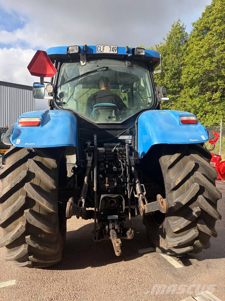 New Holland T6070 Traktoren
