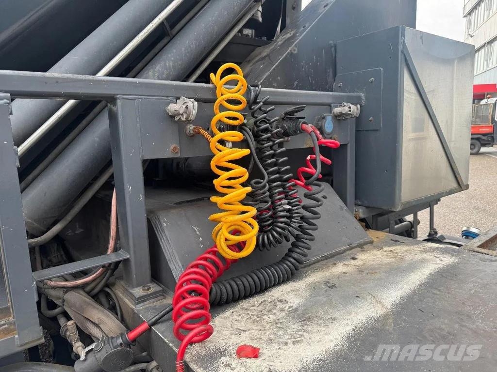 Scania G450 8X2 EURO 6 HIAB 855-6 + REMOTE CONTROL MANUAL رافعات صالحة لكل أنواع الطرق