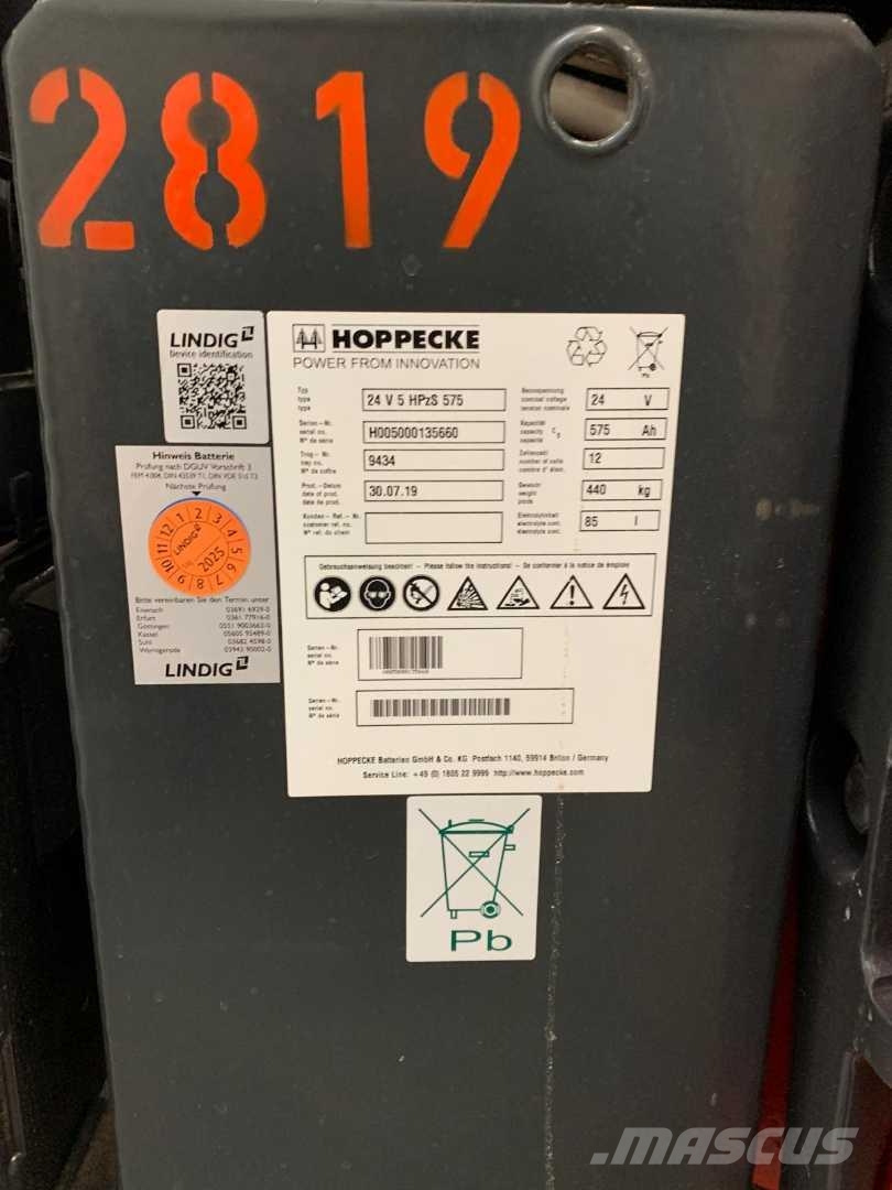 Linde E12 Electric forklifts