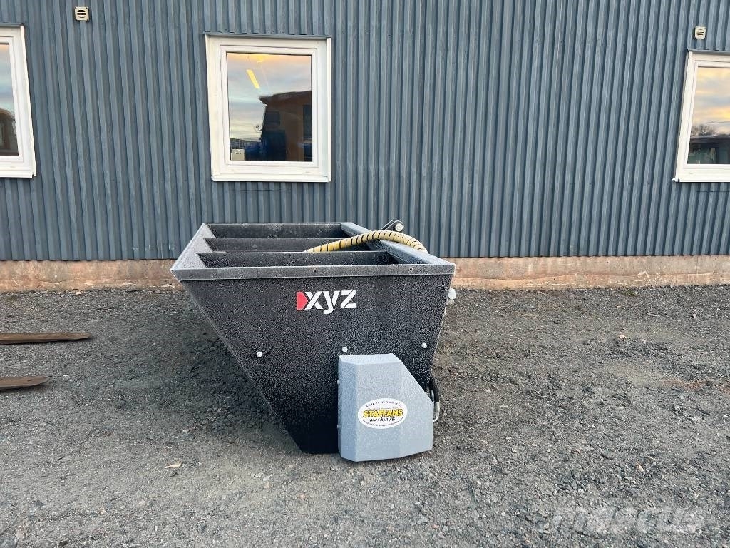 XYZ 2M Sandspridare SMS/3-Punkt Fäste Med Cylinder Lame