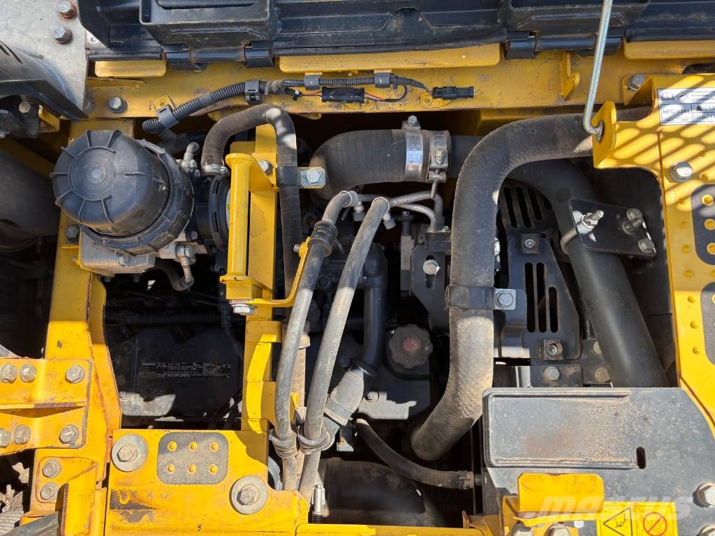 Komatsu PC 228 USLC-11 Εκσκαφείς με ερπύστριες