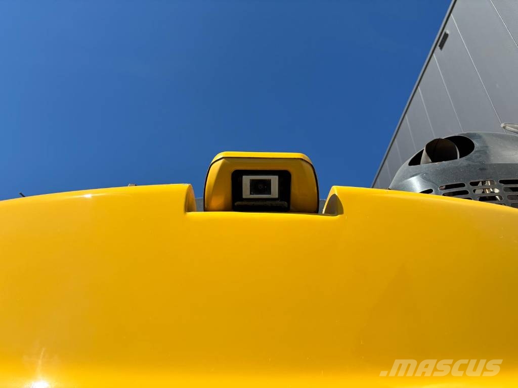 Komatsu PC 228 USLC-11 Εκσκαφείς με ερπύστριες
