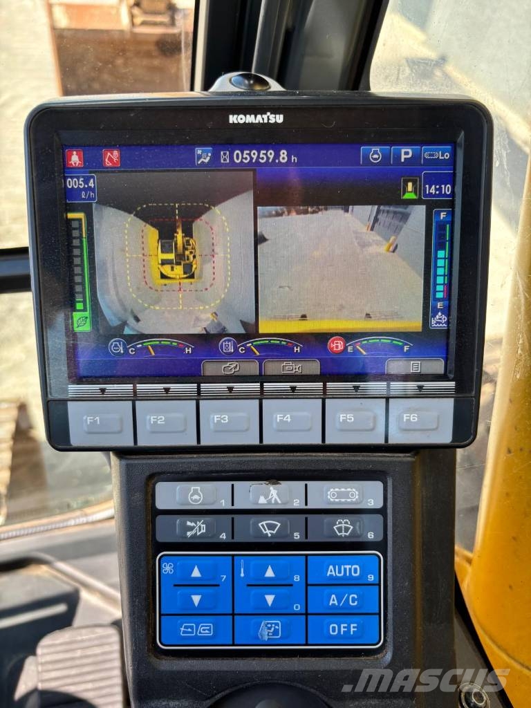 Komatsu PC 228 USLC-11 Εκσκαφείς με ερπύστριες