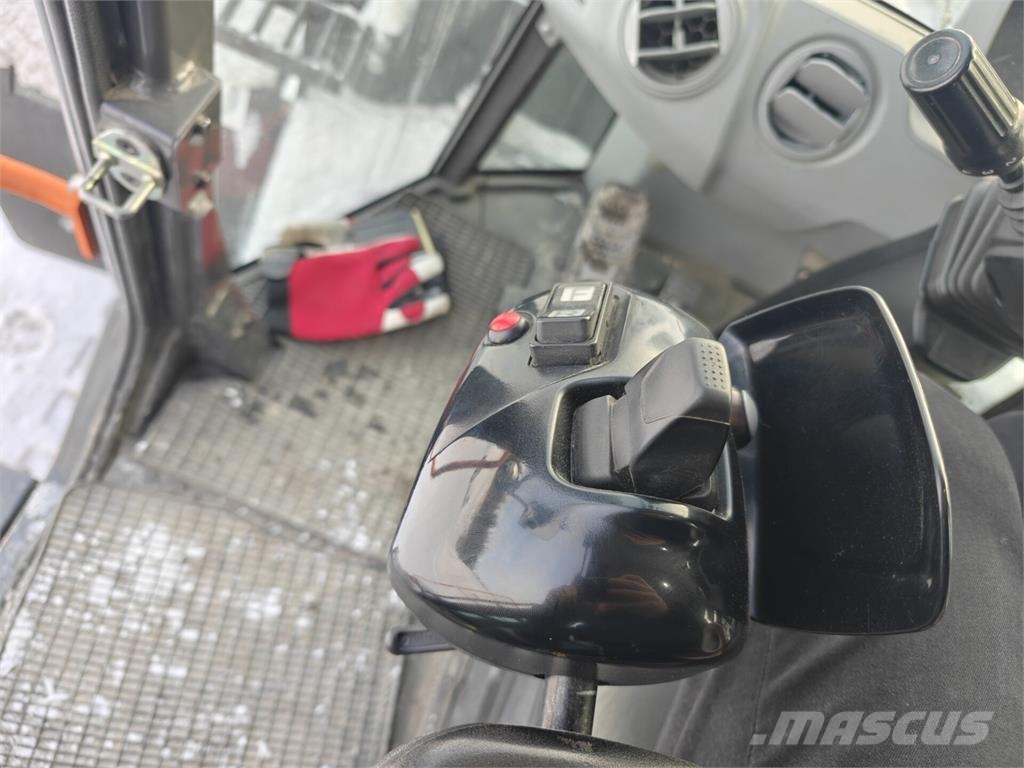 Doosan DL550-7 轮式装载机