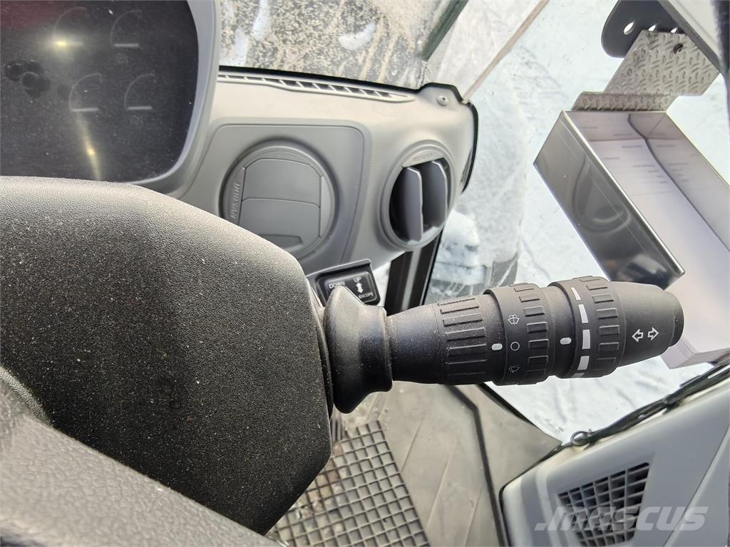 Doosan DL550-7 轮式装载机