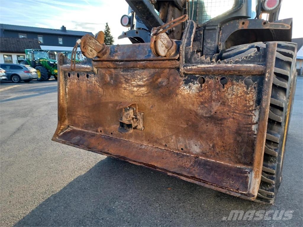 John Deere 6930 Forstschlepper 林業トラクター