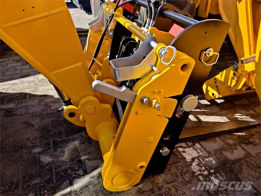 JCB 540-140 مناولات متداخلة