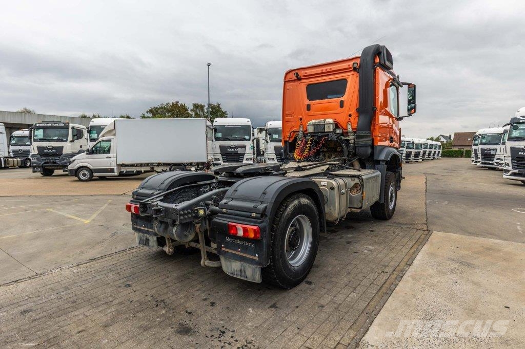 Mercedes-Benz AROCS 2145 - 4X4 Traktorske jedinice