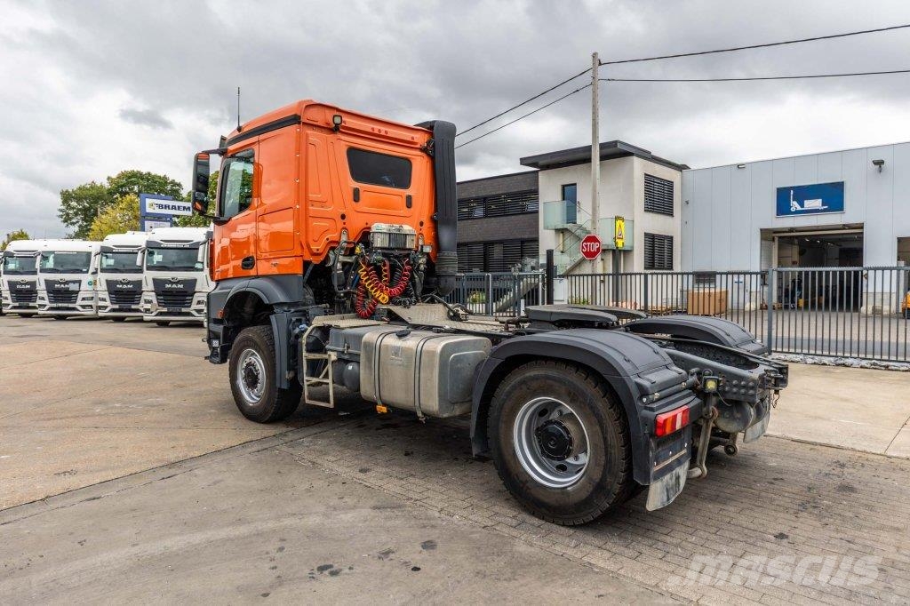 Mercedes-Benz AROCS 2145 - 4X4 Traktorske jedinice