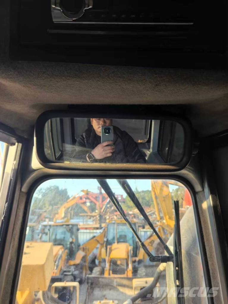 CAT D 6 R 履帶推土機