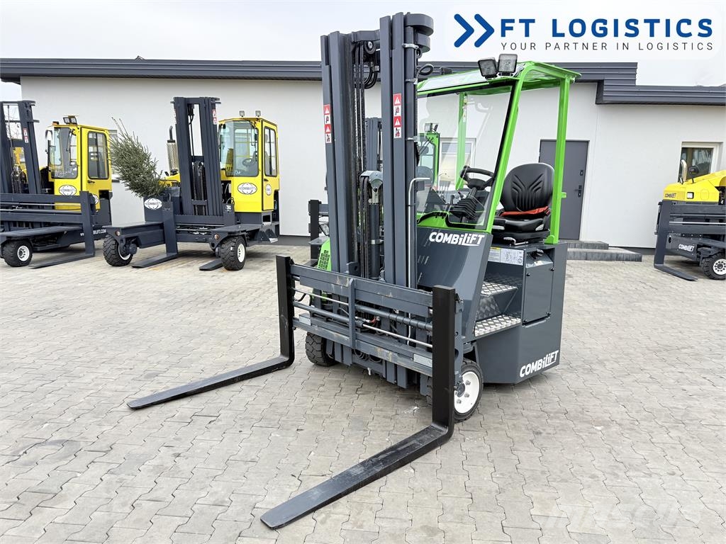 Combilift CB3000 | DIESEL | TRIPLEX 5500 | FORK POSITIONER | 4-way reach trucks