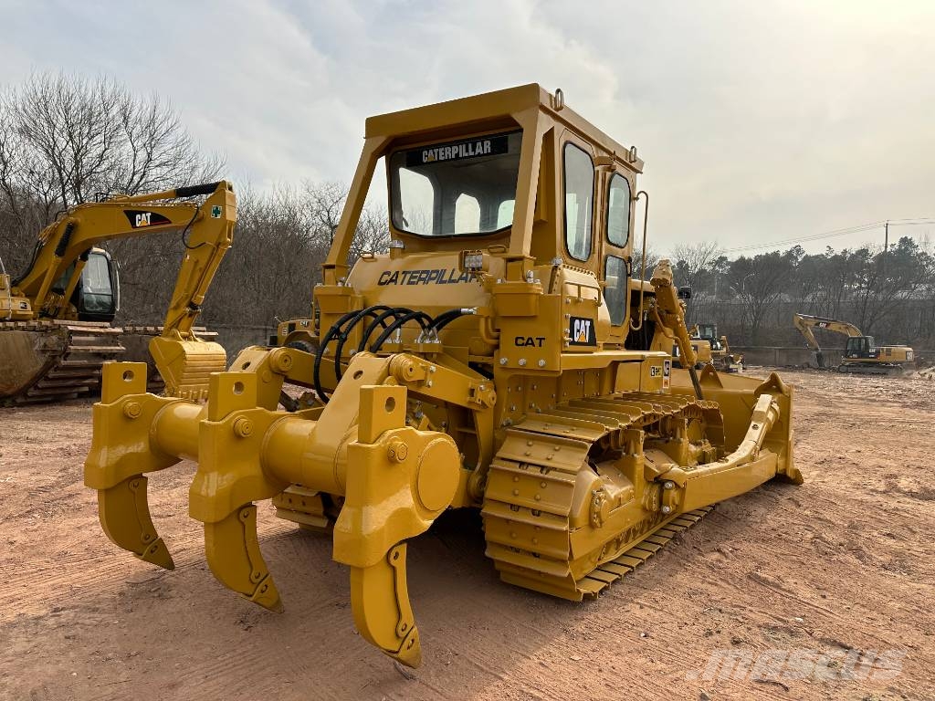 CAT D7G Buldožerji goseničarji