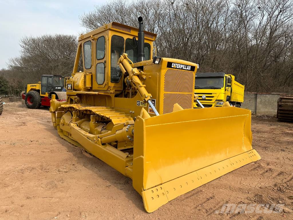 CAT D7G Buldožerji goseničarji