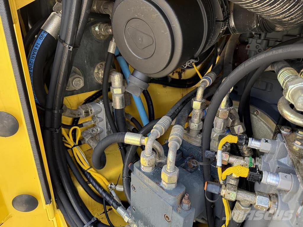 Bomag BW 151 AD-4 Valjci sa duplim bubnjem