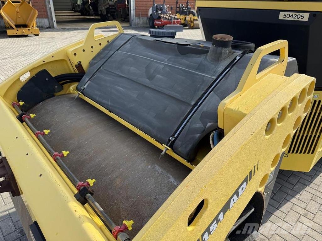 Bomag BW 151 AD-4 Valjci sa duplim bubnjem
