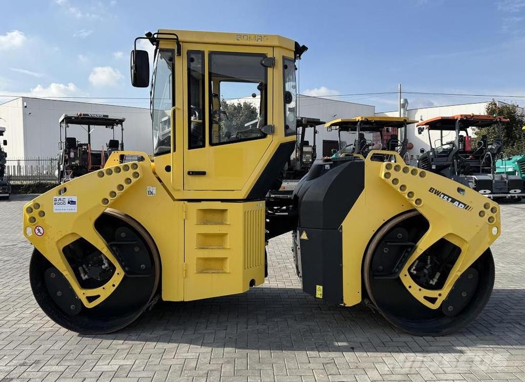 Bomag BW 151 AD-4 Valjci sa duplim bubnjem