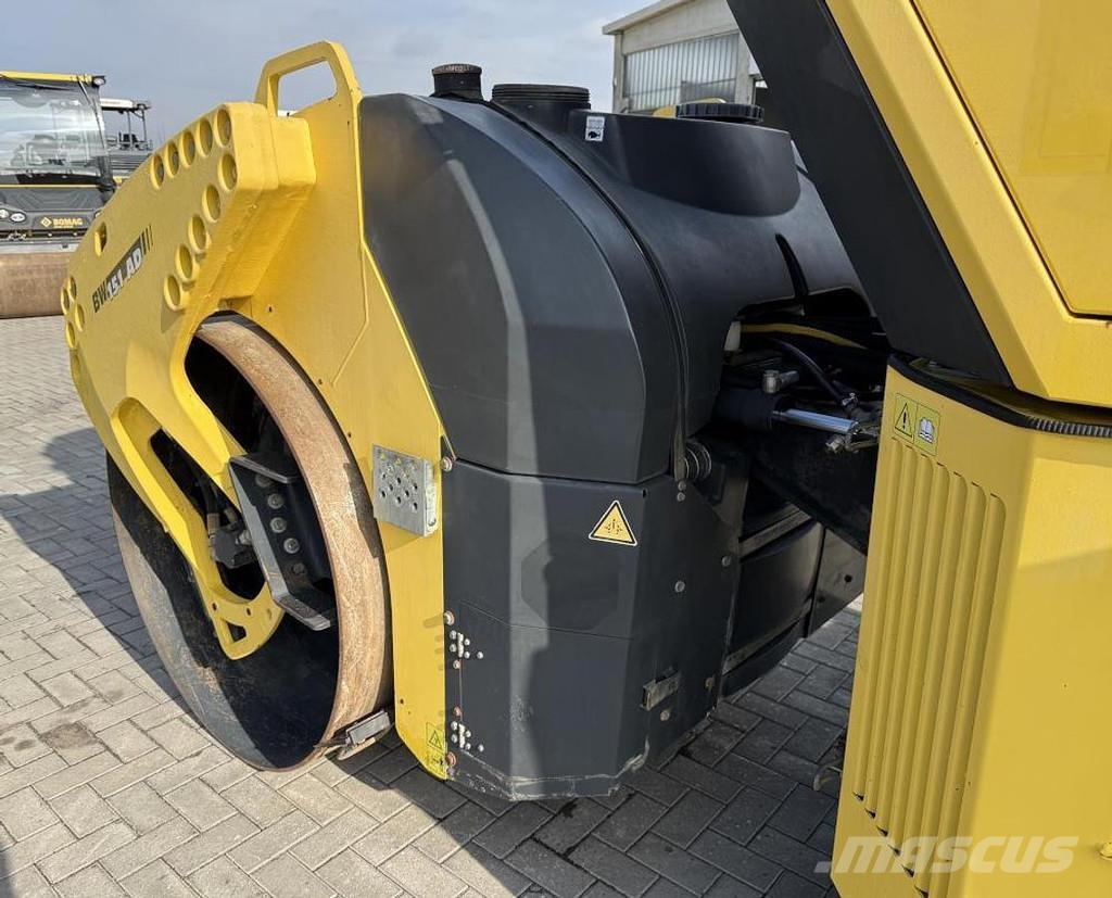 Bomag BW 151 AD-4 Valjci sa duplim bubnjem