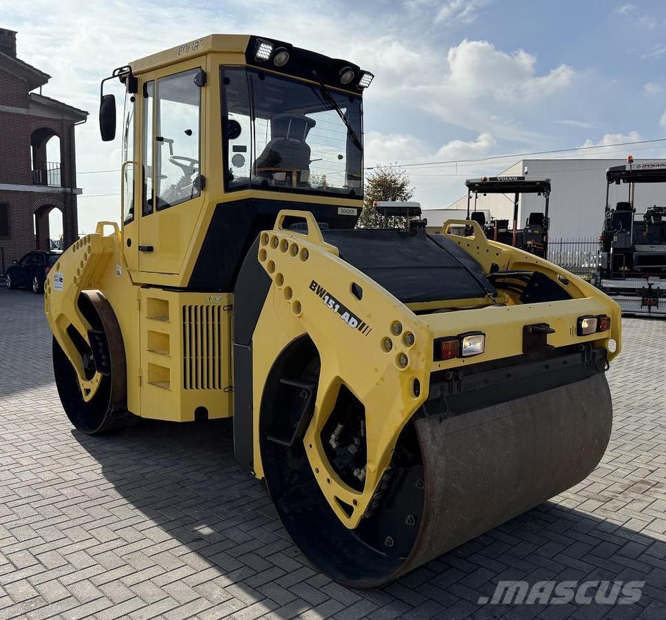 Bomag BW 151 AD-4 Valjci sa duplim bubnjem