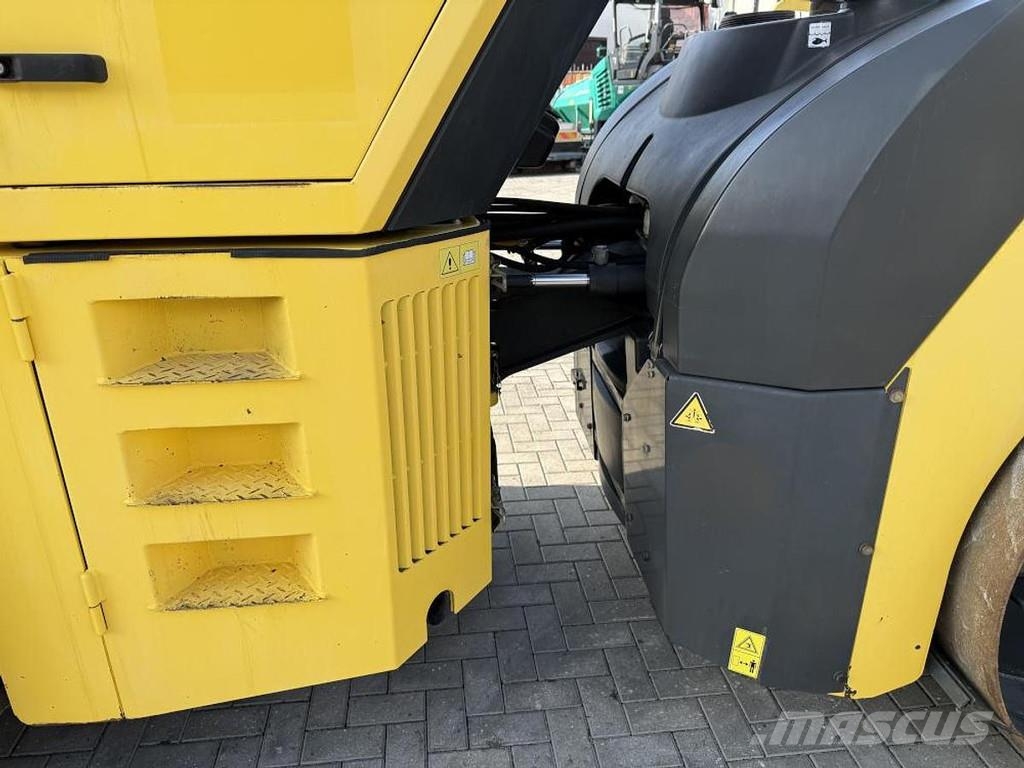 Bomag BW 151 AD-4 Valjci sa duplim bubnjem