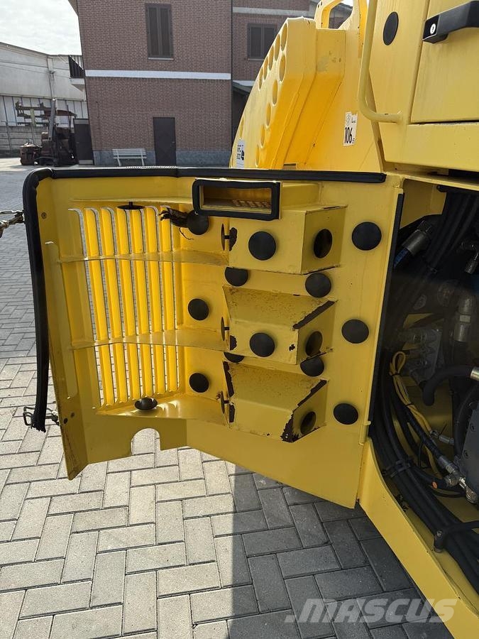 Bomag BW 151 AD-4 Valjci sa duplim bubnjem