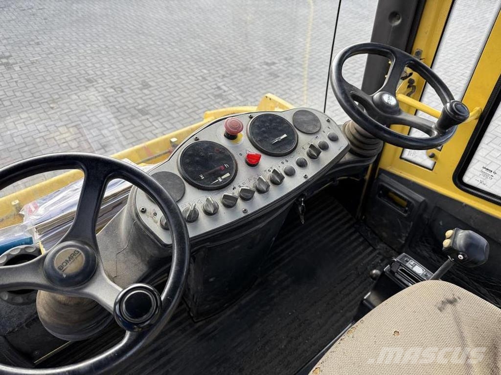 Bomag BW 151 AD-4 Valjci sa duplim bubnjem